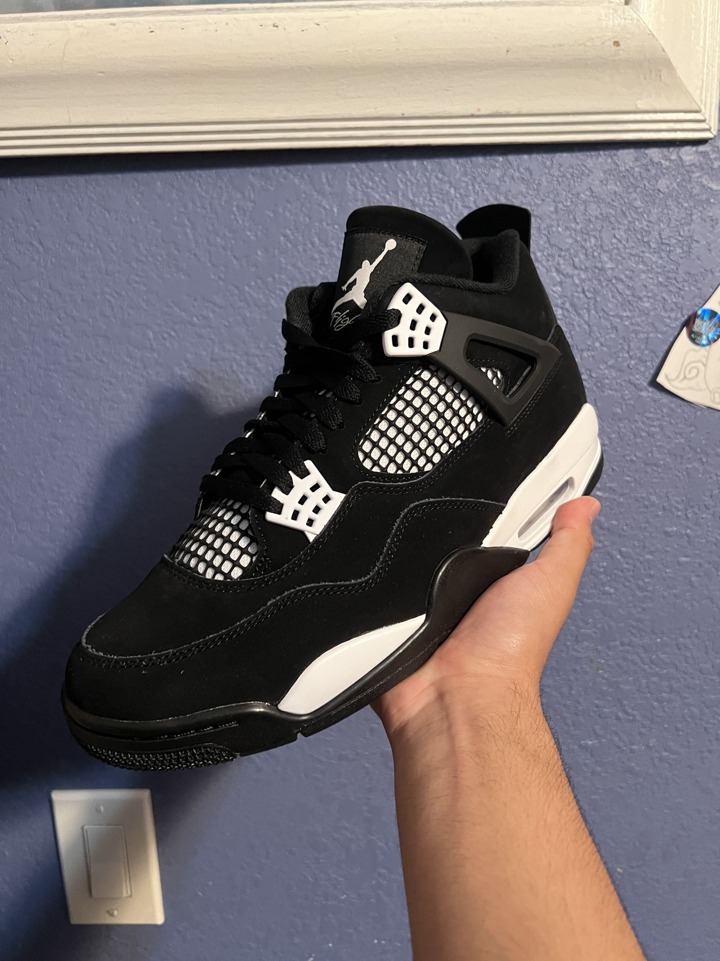 White Thunder Jordan 4 Size 10M