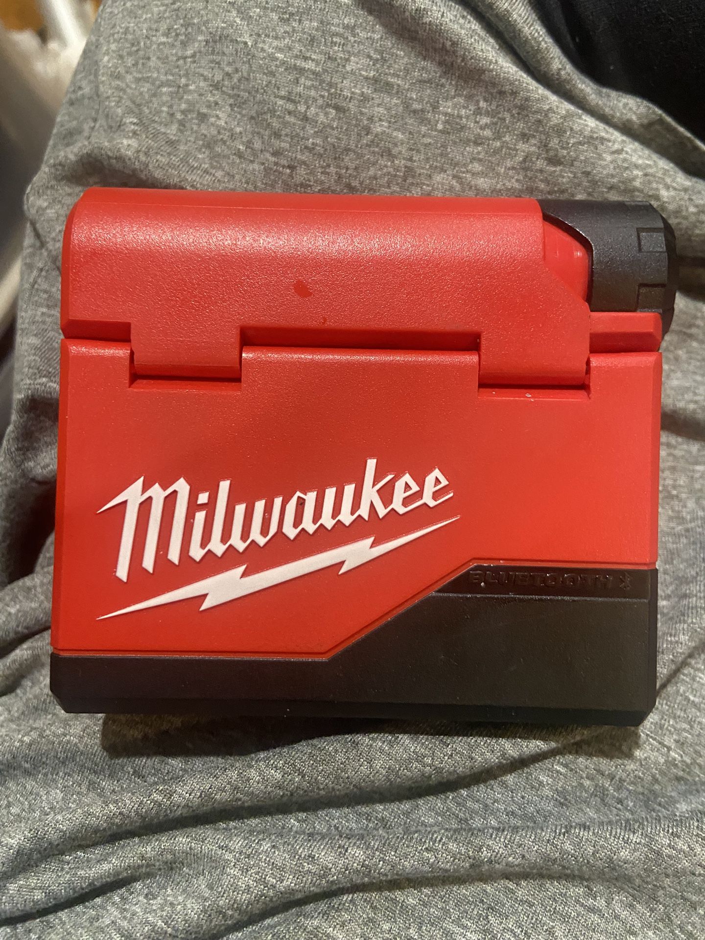 Milwaukee Ear Buds