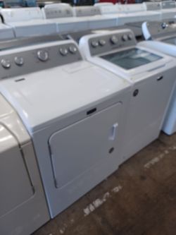 MAYTAG BRAVOS HE TOP LOAD WASHER AND ELECTRIC DRYER SET