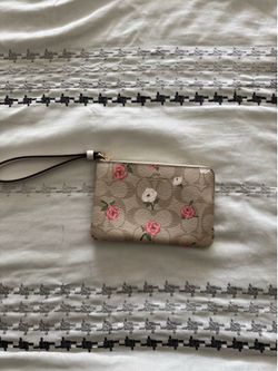 Coach C Floral Corner Zip Wristlet