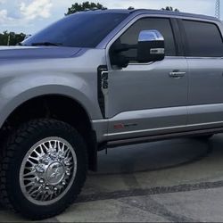 Set 22’ Plague Dually And Tires 35x12.50R22 Kenda Rt F350