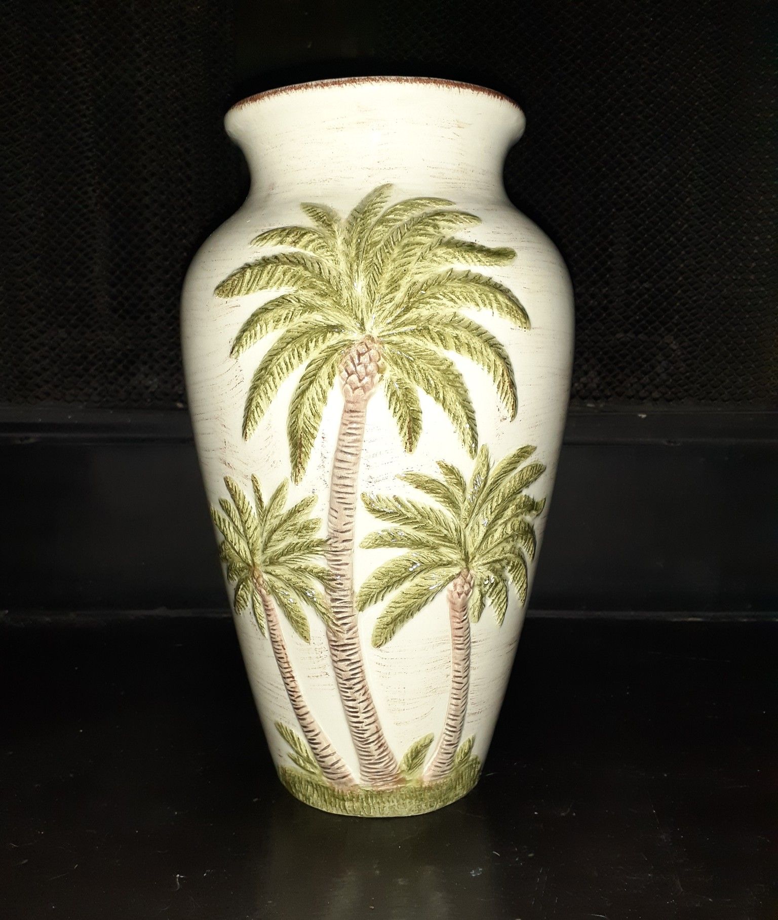 " Heartfelt" Palm Tree Vase