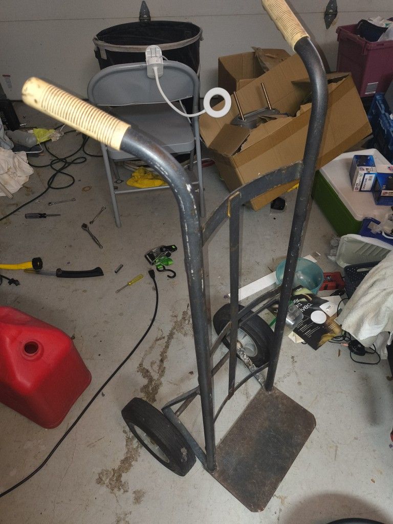 Milwaukee Hand Truck