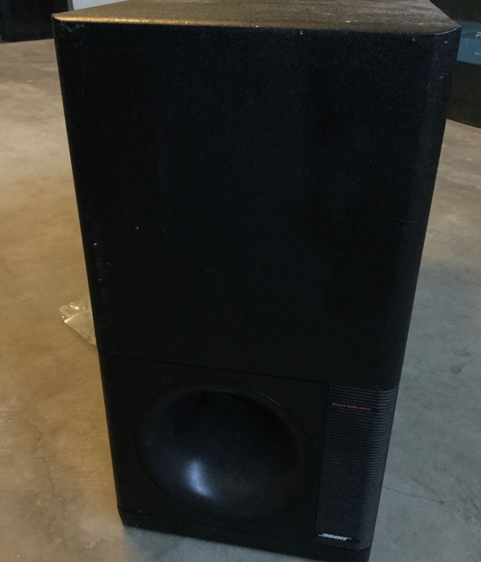 Working Bose AM5 Acoustimass Stereo powered Bass unit AMPs with connection cable