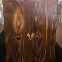 Personalized whiskey set in wooden box swanky & batcher Letter E