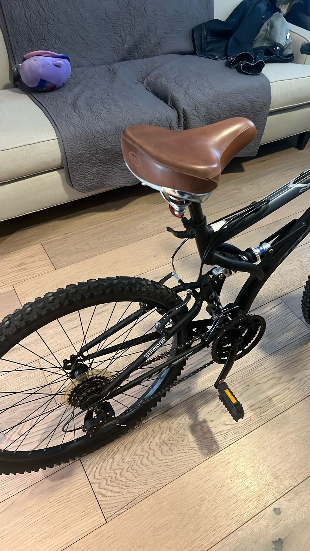 Full Suspension Mountain Bike