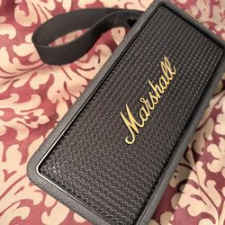  Marshall Middleton Bluetooth  Like new