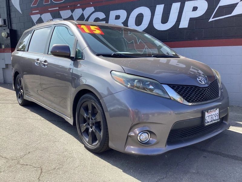 2015 Toyota Sienna
