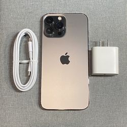 iPhone 13 PRO MAX 256gb UNLOCKED in Excellent Condition 
