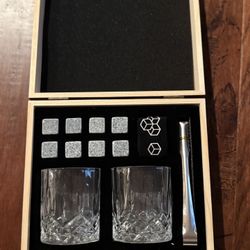 New Whiskey Glass & Stone Set in Wooden Box