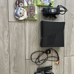 Xbox 360 + Games 