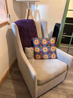 Nursing chair - West Elm