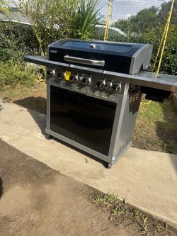 Gas grill