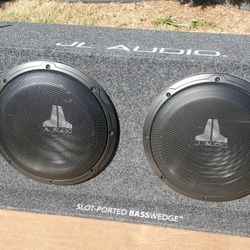 JL Audio 10s, In Slotted Box With Amp