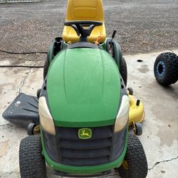 John Deer Ridding Mower