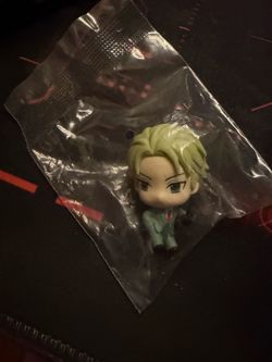 Bandai Namco Spy x Family: Loid Forger HugCot Mascot Gashapon