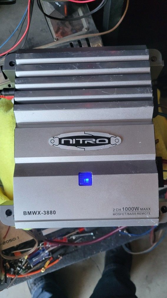 Nitro 1000 Watts Bass Amplifier