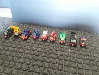 Thomas and friends take n play diecast metal engines