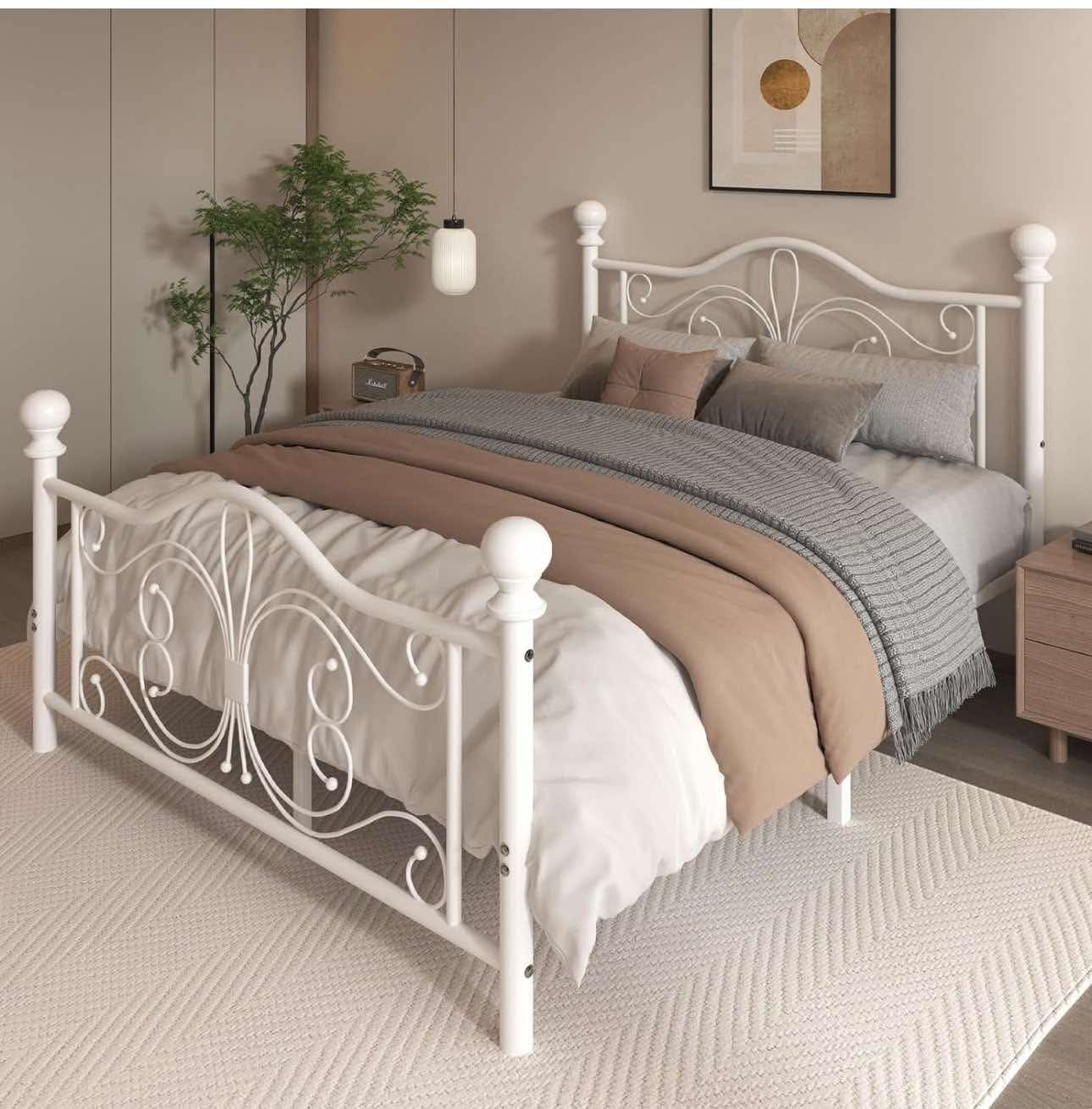 Queen Size Bed Frame,Metal Platform, White S-36