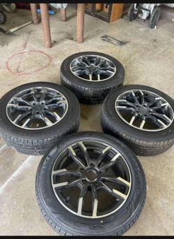 Tires and rims Sentra Nissan