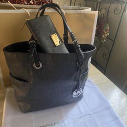 Bolsa Con Cartera Mk