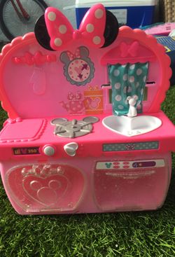 Minnie mouse kitchen one missing part
