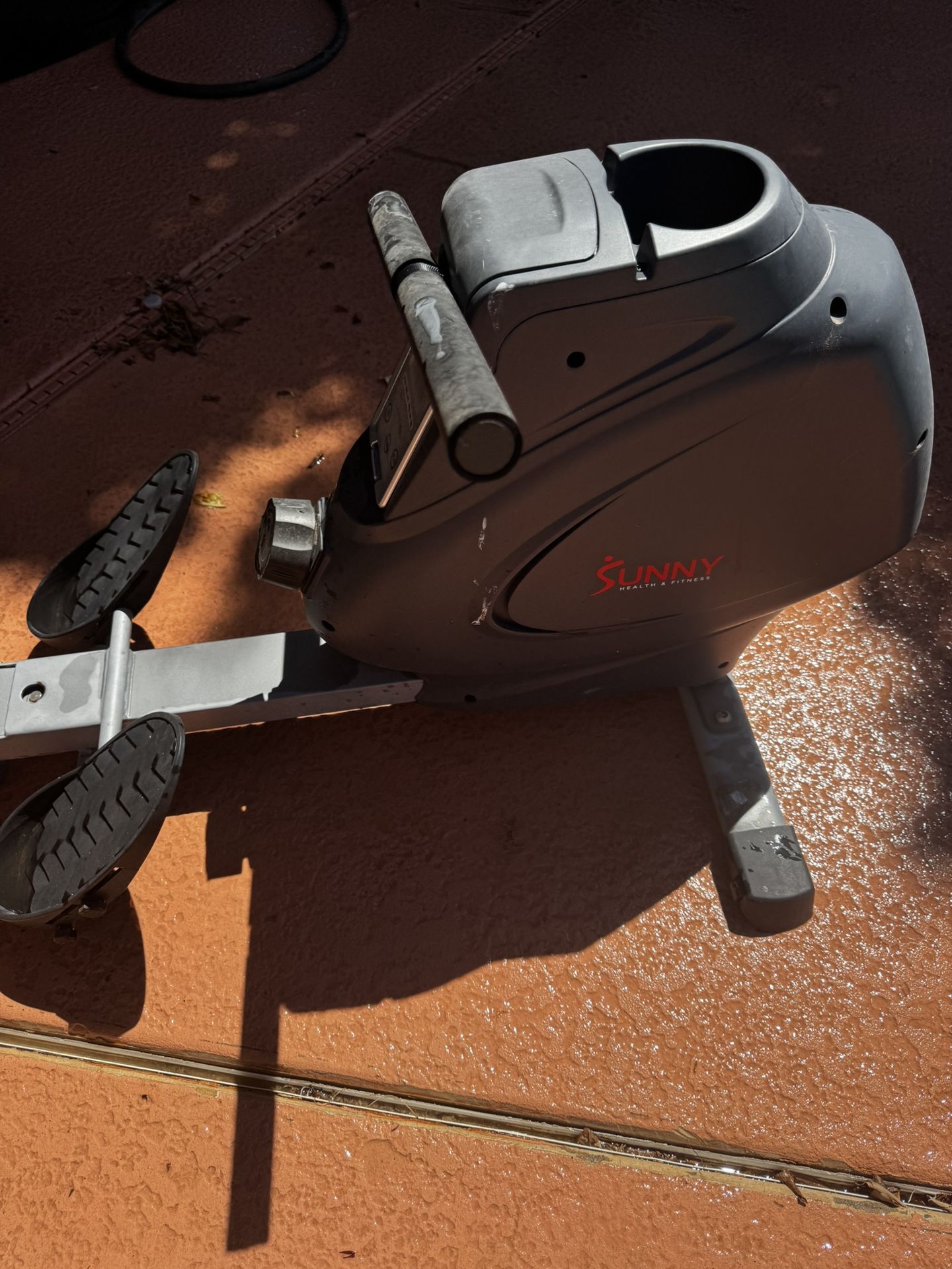 Sunny Rowing Machine