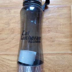 California Lutheran University ALUMNI Water Bottle 