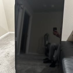 Samsung 40” TV