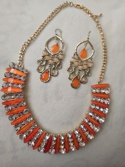 Set Earrings And Necklace $10