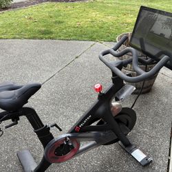 Peloton Bike