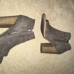Universal Thread Womens Booties Size 7.5