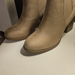 Womens Boots 