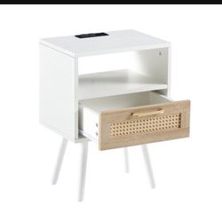 15.75" Rattan End table with Power Outlet & USB Ports , Modern nightstand with drawer and solid wood legs, side table for living room, bedroom, white