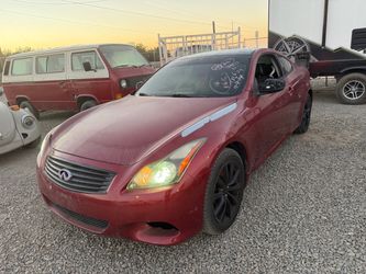 2015 Infiniti Q60