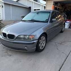 2005 BMW 325i