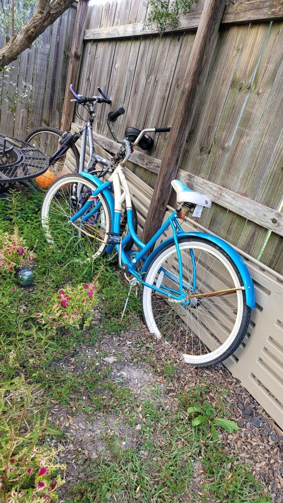 Schwinn Classic Cruiser Bike