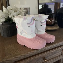 Girls Unicorn Snow Shows