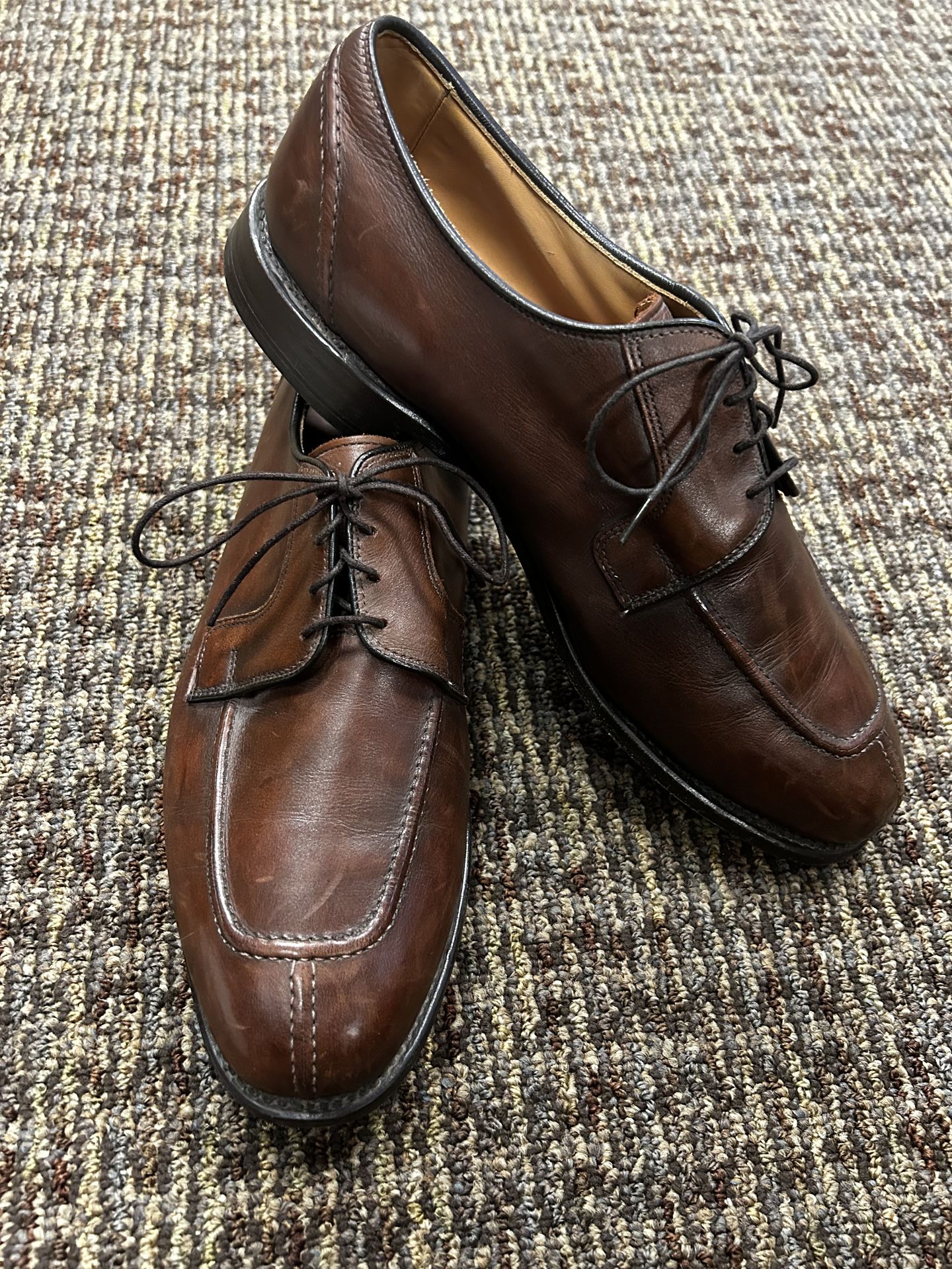 Nice Allen Edmonds Brown Leather Oxfords