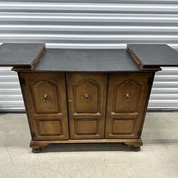 Buffet / DRY Bar Credenza With Key To Lock