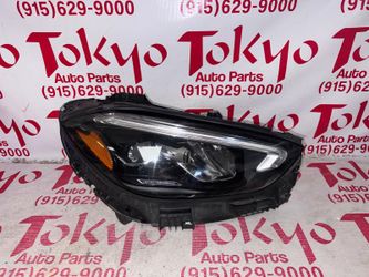 2022-2025 Mercedes Benz  C300 Eclass  Right headlight  LED OEM