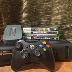 Xbox 360 Bundle 4 Games & 1 Controller