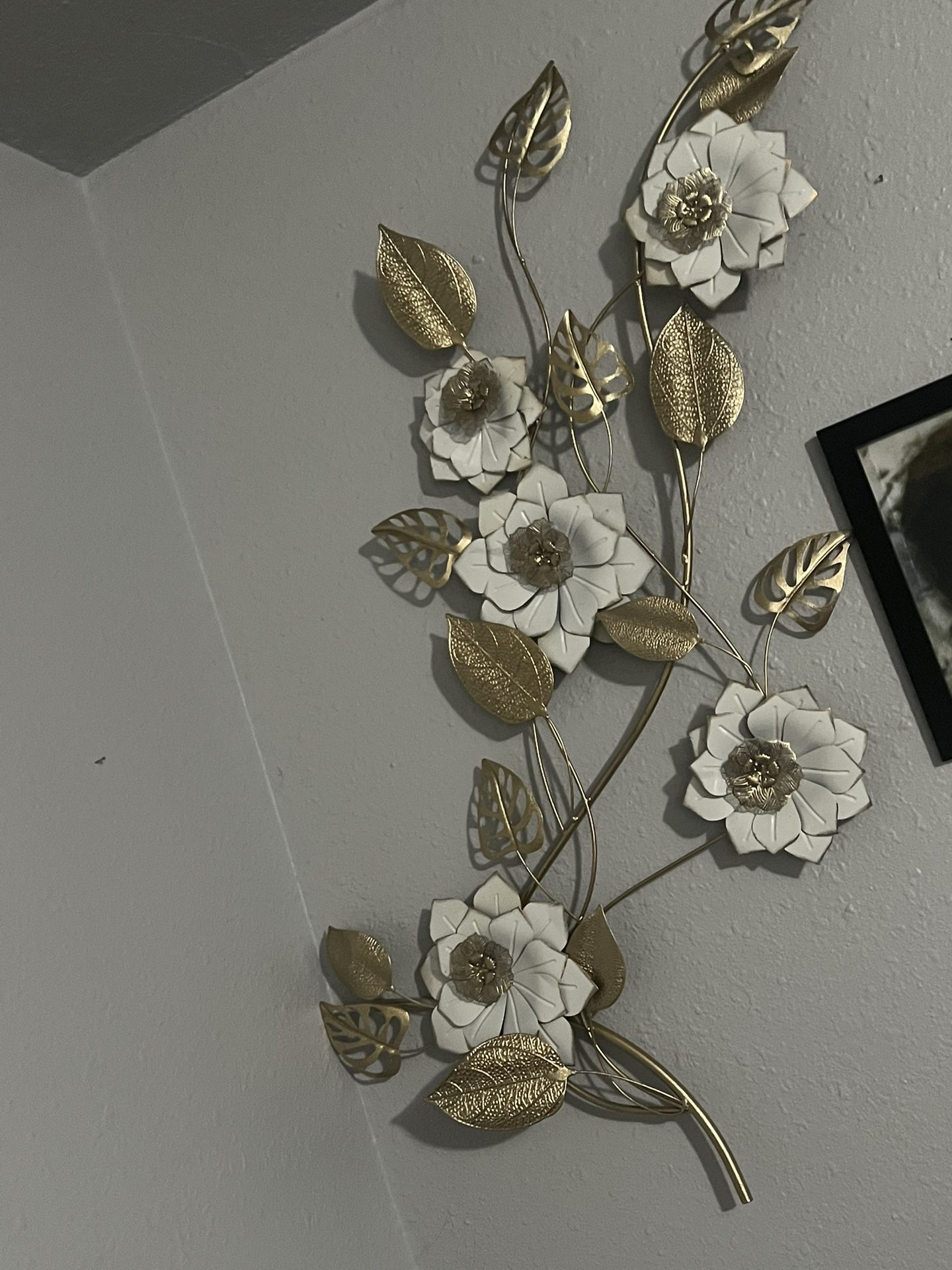 Gold And White Wall Decor