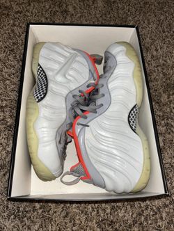 Nike Air Yeezy Foamposite “Pure Platinum”