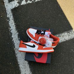 Jordan 1 Low ‘Starfish’ 