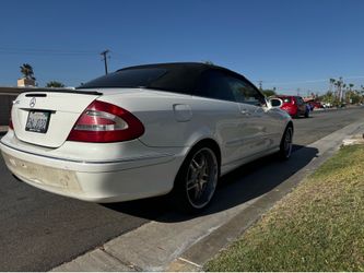2005 Mercedes CLK 320 Convertible