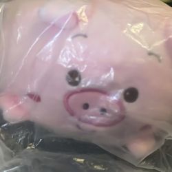 Pig Plush Stuffed Animal, Cute Pink Pig Plushie Toy. 