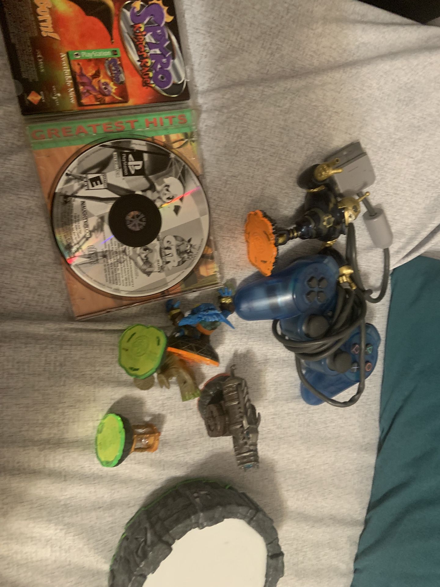 Skylanders, Ds Games And Sonic VHS