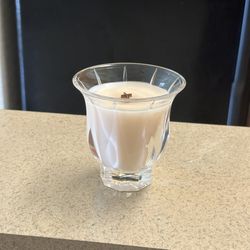 Woodwick Candle In A Crystal Container. 