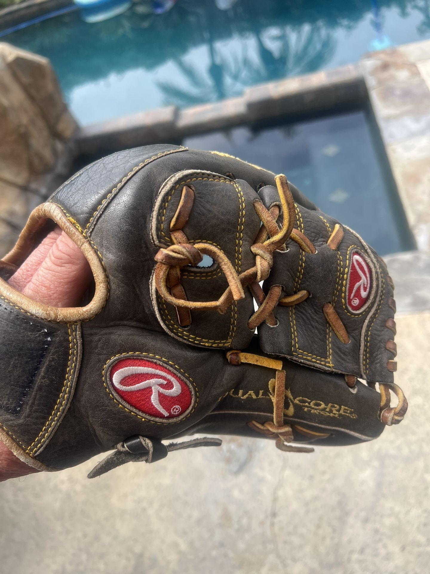 Rawlings 11 3/4 Glove